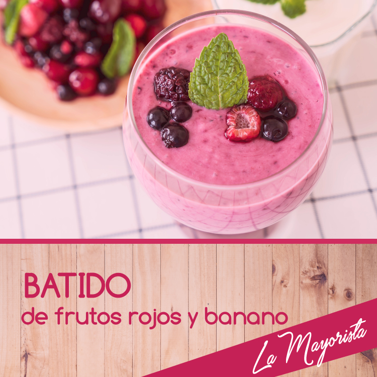 Batido de frutos rojos y plátano