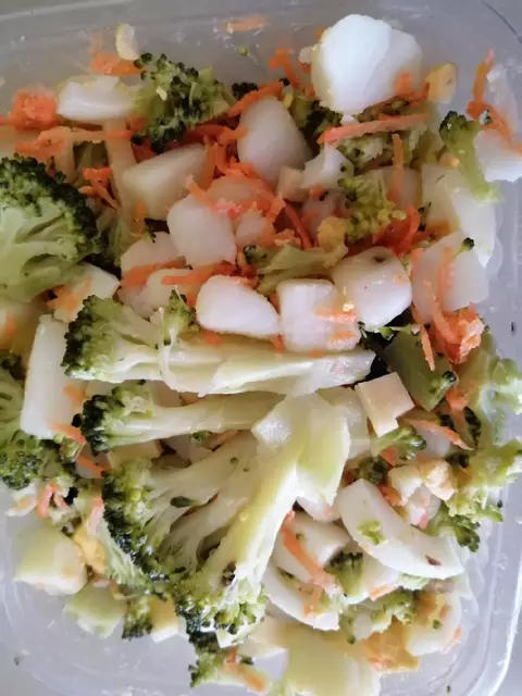 Ensalada de brócoli con papa 