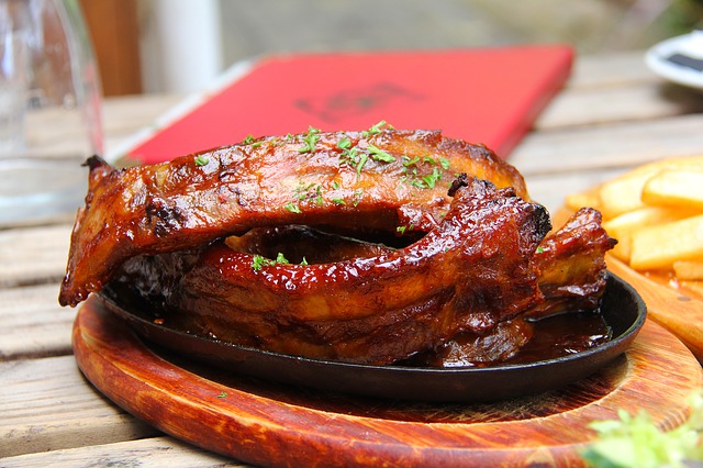 COSTILLAS DE CERDO AL HORNO